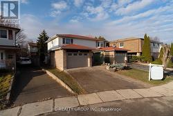 78 ORSETT STREET  Oakville, ON L6H 2N9
