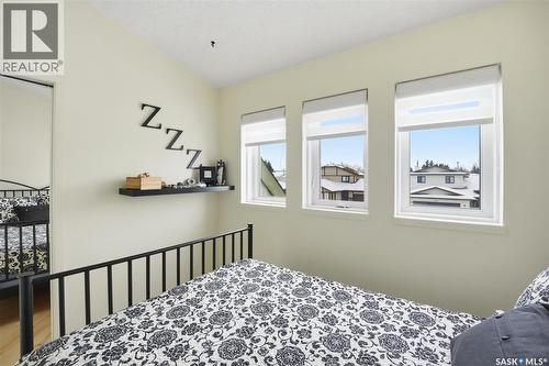 206 Gathercole Crescent, Saskatoon, SK - Indoor Photo Showing Bedroom