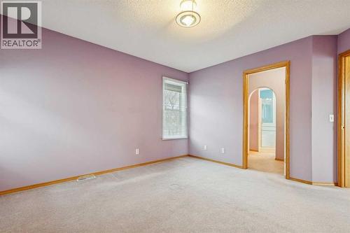276 Hidden Valley Grove Nw, Calgary, AB - Indoor Photo Showing Other Room