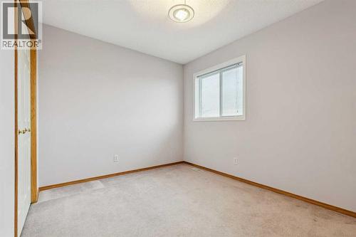 276 Hidden Valley Grove Nw, Calgary, AB - Indoor Photo Showing Other Room