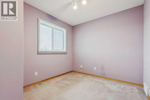 276 Hidden Valley Grove Nw, Calgary, AB - Indoor Photo Showing Other Room