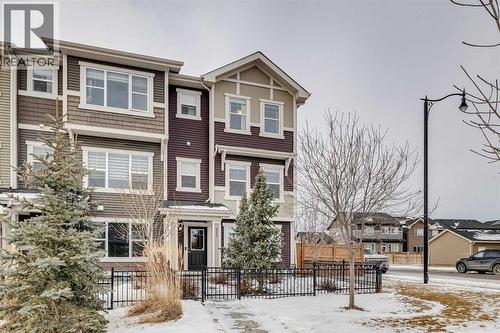 221 Sundown Road  Cochrane, AB T4C 2M6