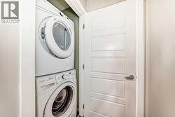 Upper Floor Laundry - 