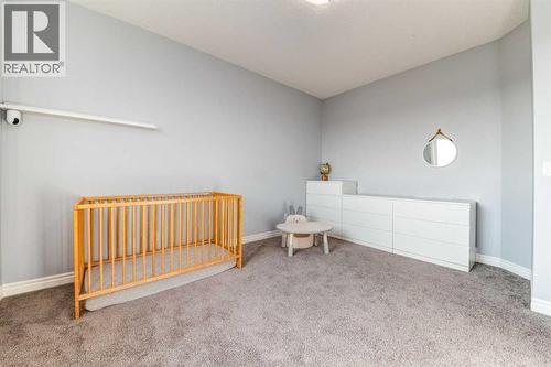 14 Marquis Heights Se, Calgary, AB - Indoor