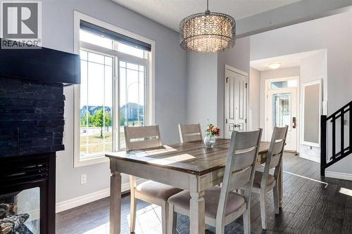 14 Marquis Heights Se, Calgary, AB - Indoor Photo Showing Dining Room