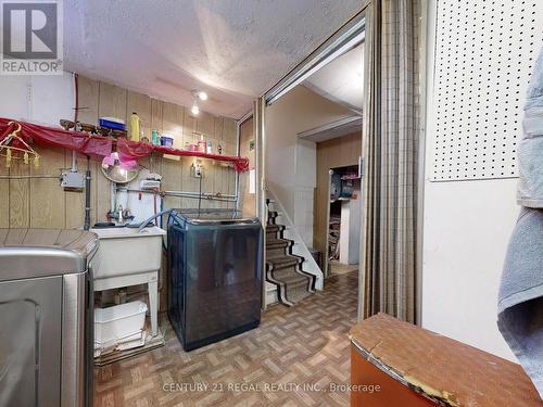 94 Billington Crescent, Toronto, ON - Indoor Photo Showing Laundry Room