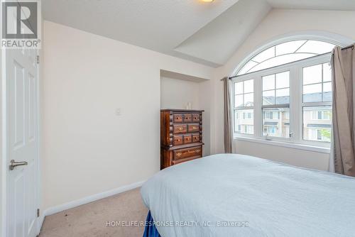 577 Pharo Point, Milton, ON - Indoor Photo Showing Bedroom