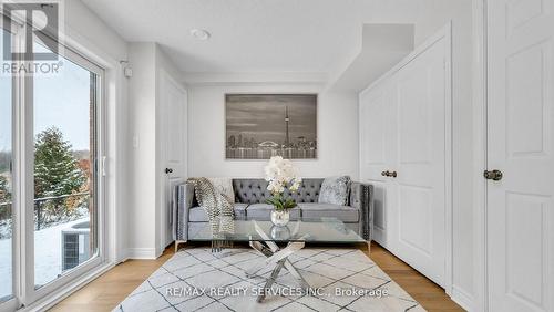 16 Soldier Street, Brampton, ON - Indoor