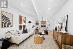 5029 WILLOWOOD DRIVE  Mississauga, ON L5R 3R5