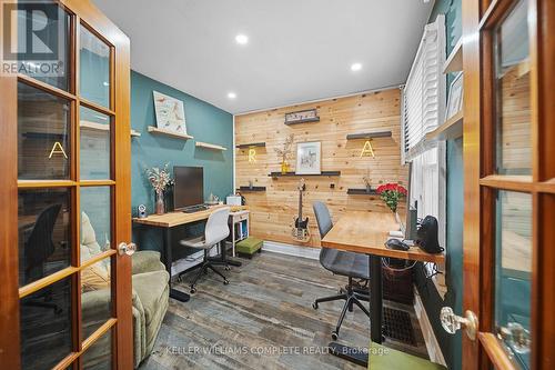 22 Cope Street, Hamilton, ON - Indoor Photo Showing Other Room