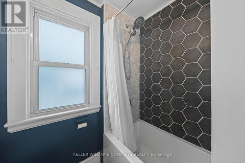 22 Cope Street, Hamilton, ON - Indoor