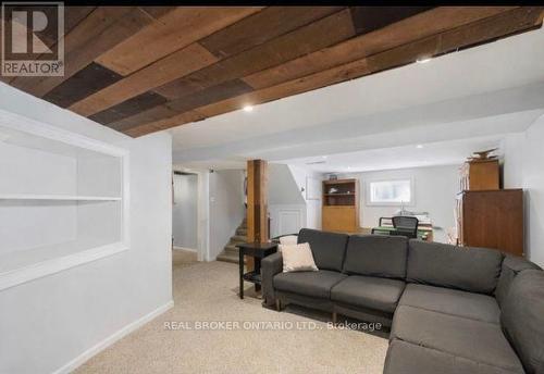 182 East 33Rd Street, Hamilton, ON - Indoor