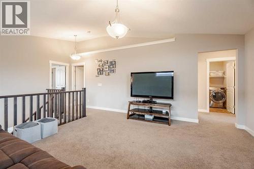 355 Evanston Way Nw, Calgary, AB - Indoor Photo Showing Other Room