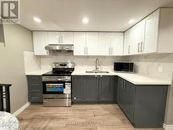 LOWER - 19 BAYLAWN DRIVE  Toronto, ON M1S 3M1