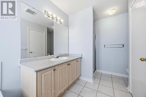 8 Medley Crescent, Markham, ON - Indoor Photo Showing Bathroom