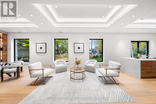 98 BABCOMBE DRIVE  Markham, ON L3T 1N1