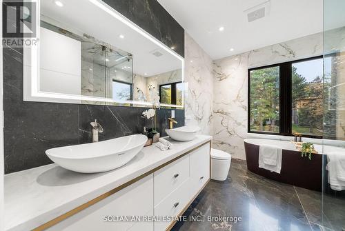 98 Babcombe Drive, Markham, ON - Indoor Photo Showing Bathroom