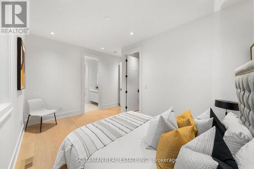 98 Babcombe Drive, Markham, ON - Indoor Photo Showing Bedroom