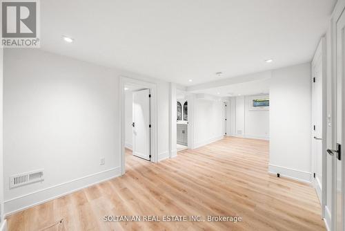 98 Babcombe Drive, Markham, ON - Indoor Photo Showing Other Room