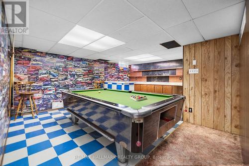 Basement games room with pool table - 944 Greenbriar Avenue, Ottawa, ON - Indoor Photo Showing Other Room