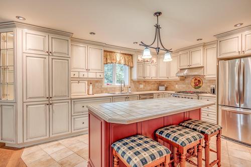 Kitchen - 61 Av. Chartier, Saint-Sauveur, QC - Indoor Photo Showing Kitchen