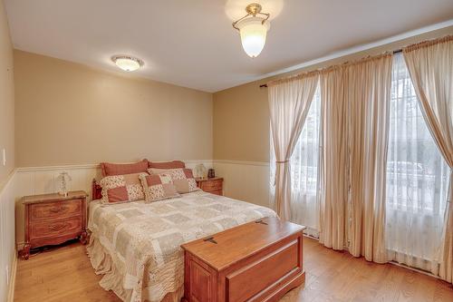 Primary bedroom - 61 Av. Chartier, Saint-Sauveur, QC - Indoor Photo Showing Bedroom