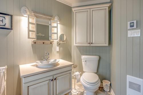 Bathroom - 61 Av. Chartier, Saint-Sauveur, QC - Indoor Photo Showing Bathroom