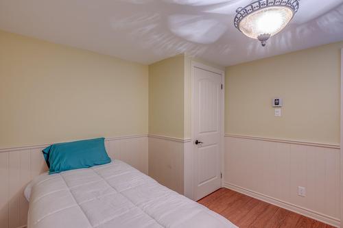 Bedroom - 61 Av. Chartier, Saint-Sauveur, QC - Indoor Photo Showing Bedroom