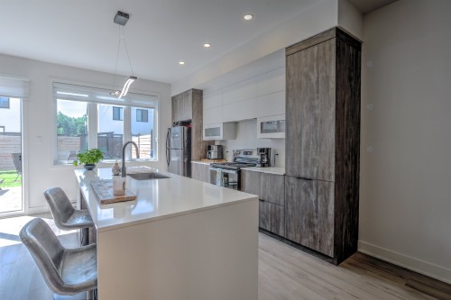 Kitchen - 13660 Rue Du Merlot, Mirabel, QC - Indoor Photo Showing Kitchen With Upgraded Kitchen