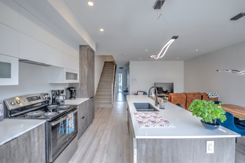 Kitchen - 13660 Rue Du Merlot, Mirabel, QC - Indoor Photo Showing Kitchen With Double Sink