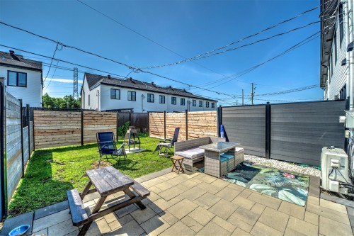Courtyard - 13660 Rue Du Merlot, Mirabel, QC - Outdoor With Exterior