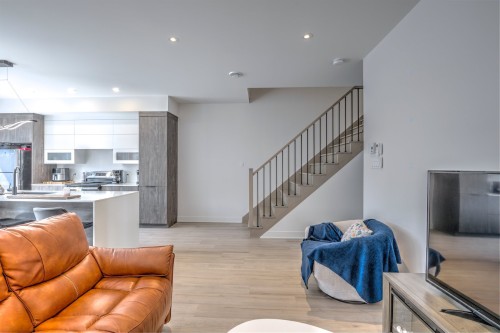 Living Room - 13660 Rue Du Merlot, Mirabel, QC - Indoor Photo Showing Living Room