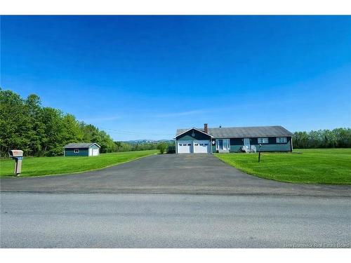 100 Mcelroy Rd, Beechwood, NB 