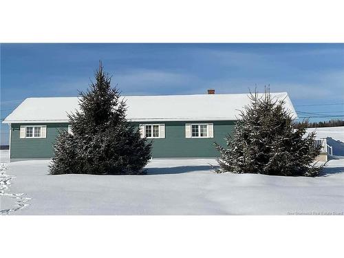 100 Mcelroy Rd, Beechwood, NB 