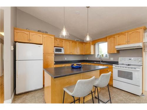 60 Nicolas St, Dieppe, NB 