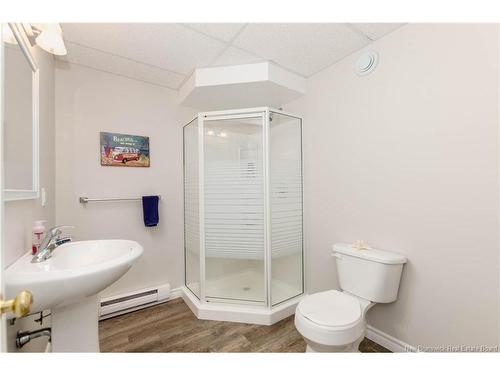 60 Nicolas St, Dieppe, NB 