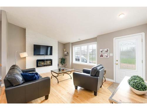 60 Nicolas St, Dieppe, NB 