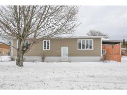 174 Bellefeuille ST  Shippagan, NB E8S 1G7