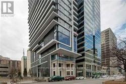 2702 - 426 UNIVERSITY AVENUE  Toronto, ON M5G 1S9