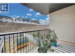 Upper Level Balcony - 