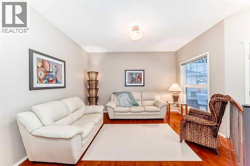 Sitting area/flex area - 11931 Valley Ridge Drive Nw, Calgary, AB - Indoor Photo Showing Living Room