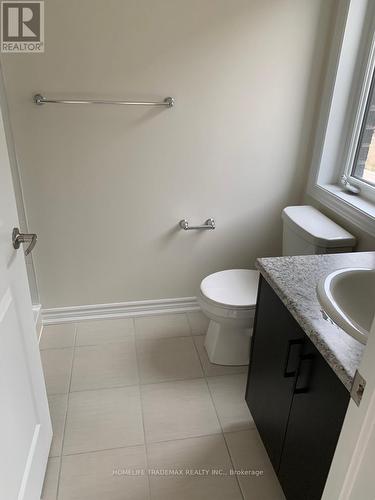 771 Eddystone Path, Oshawa, ON - Indoor Photo Showing Bathroom