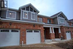 19 HISTAND TRAIL  Kitchener, ON N2R 0S2