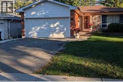 2034 WAYCROSS Crescent Unit# 2  Mississauga, ON L5K 1H9