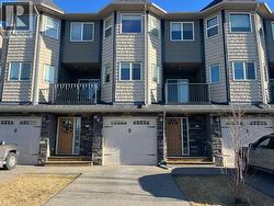 855 Mt Sundance Manor W  Lethbridge, AB T1J 1X5