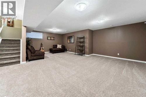 285 Evanspark Gardens Nw, Calgary, AB - Indoor Photo Showing Other Room