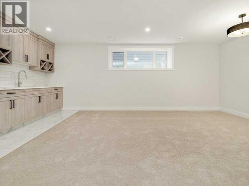 4517 40 Avenue S, Lethbridge, AB - Indoor