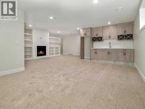 4517 40 Avenue S, Lethbridge, AB - Indoor