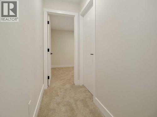 4517 40 Avenue S, Lethbridge, AB - Indoor Photo Showing Other Room