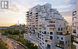 806 - 1050 EASTERN AVENUE S  Toronto, ON M4L 0B7